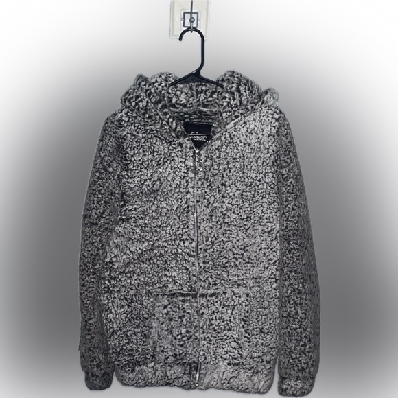 Women’s jacket - Picture 1 of 4